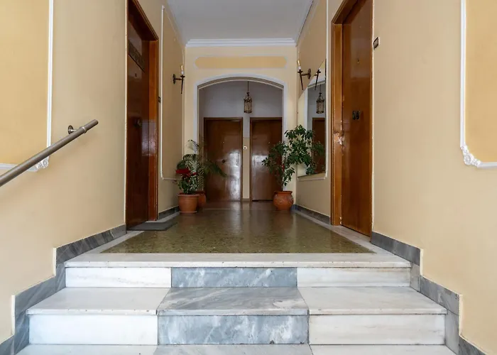 Sweetest Acropolis Flat