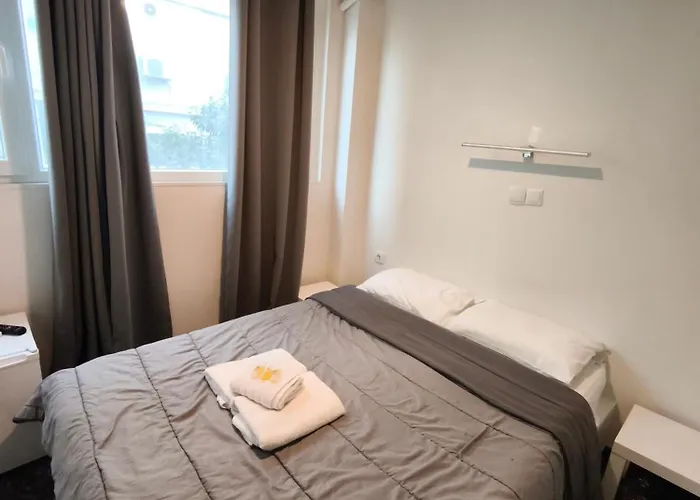 Liberal Mini Rooms & Suites